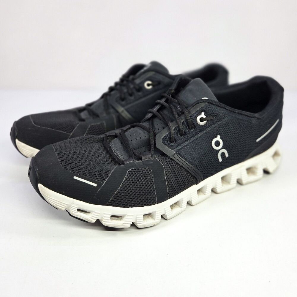 On Cloud 5 Black White Women’s Running Shoes Size 9 59.98904